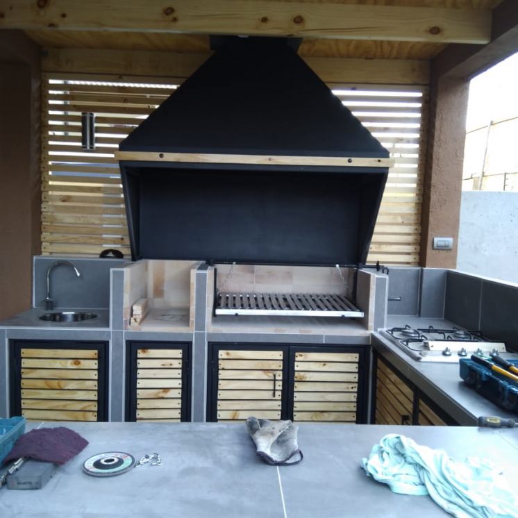 CONSTRUCCION COBERTIZO AMERICANO, ESTACIONAMIENTO Y TERRAZA TRASERA, LOGIA Y QUINCHO TIPO L - CHICAUMA